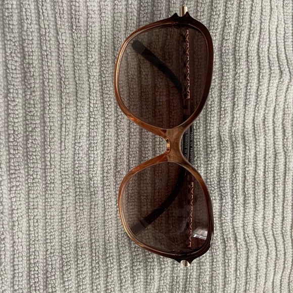 Women’s Sunglasses. - Picture 5 of 5